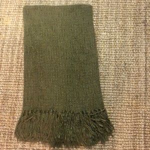 Soft throw blanket